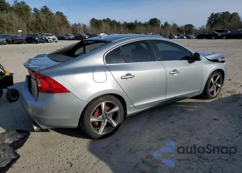 2014 Volvo S60 T6 z USA, uszkodzony, nr VIN YV1902FH0E2289211